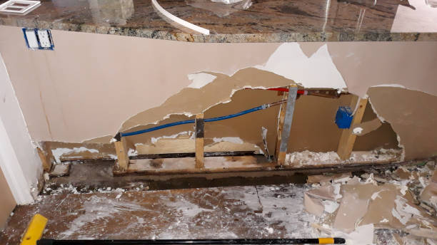 Best Water damage restoration cost  in Coram, NY